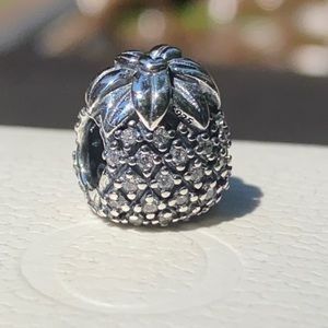 Pandora Pineapple Charm 🍍